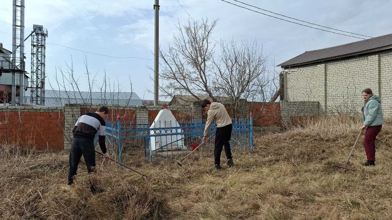&amp;quot;Жертвам чапанного восстания&amp;quot;..