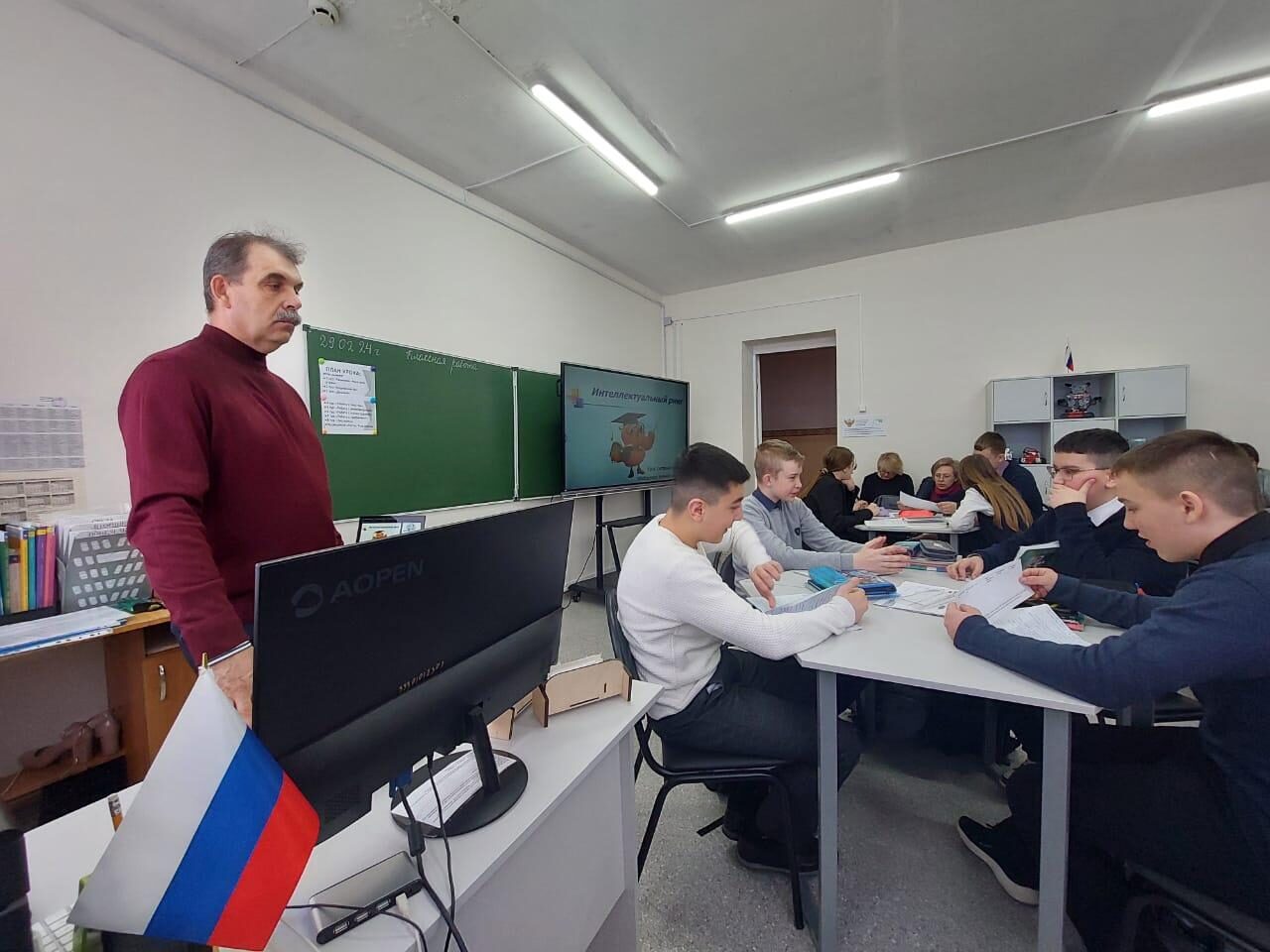 29 февраля на базе МКОУ Большекандаратская СШ им. И.К. Морозова состоялся семинар - заседание объединённого РМО учителей истории и обществознания, ОРКСЭ и ОДНКНР..